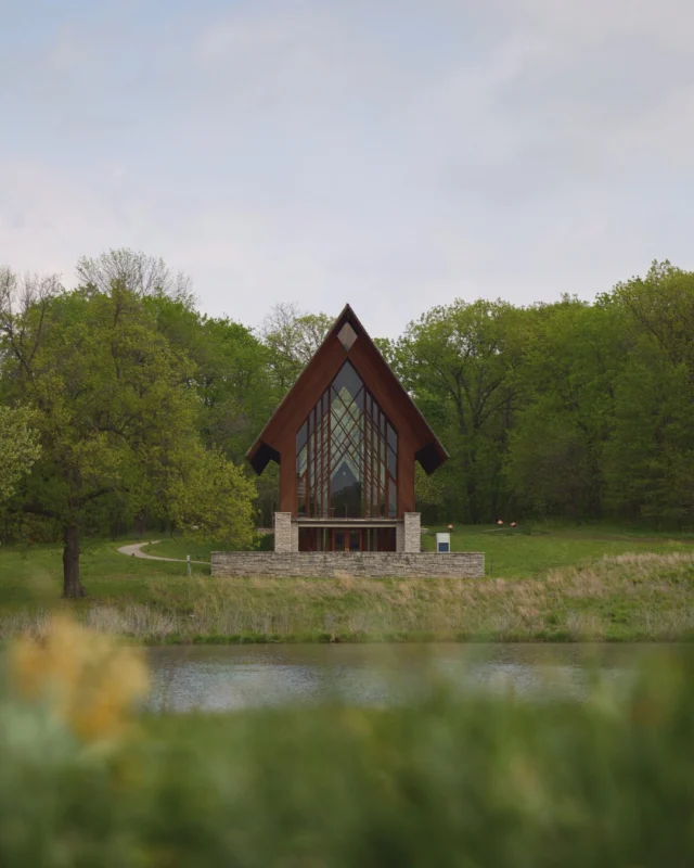 Explore the versatile venues at Powell Gardens and discover the one that’s right for your occasion! Click the link in bio to learn more. 💒 

#powellgardens #weddingvenue #kansascityweddings #botanicalgarden #outdoorgarden