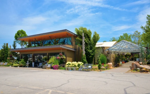 Powell Gardens' member benefits don't stop at the Gardens! Members enjoy 10% off at @colonialfarmskc and @whistlestopcoffee (both locations). 

Membership options linked in our bio. 💚 

Make a day of it and take advantage of plants, shopping, and delicious sips and bites! 

#powellgardens #colonialfarms #whistlestopcoffee #nonprofit #memberbenefits
