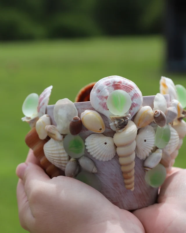 Bring the whole family for a guided craft and transform simple clay pots into whimsical seashell-inspired creations. Get creative together! 🎨🐚 

🗓️ Saturday, August 22 
🕥 10:30 a.m.–12:30 p.m. 
📍 Education Building 

The cost is $40 for a family of four or $12 per person, with 10% savings for members. Spots are limited; register today (link in bio).